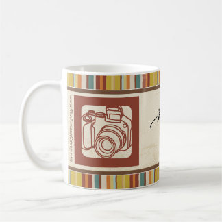 De Café A caneca do MEMBRO do grupo do artesão (fotógrafo)
