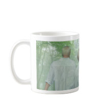 A caneca é um presente pensativo.