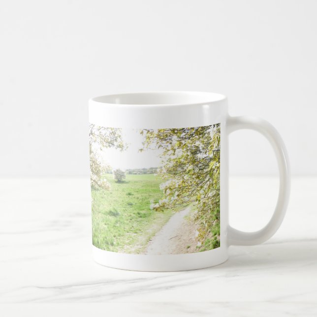 De Café A flor panorâmico vê a caneca da calha (Direita)
