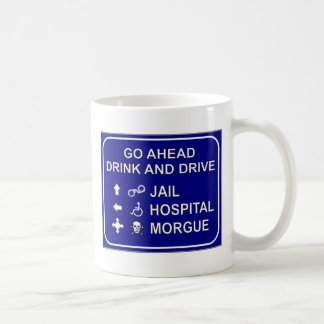 De Café A polícia "não bebe & não conduz" a caneca
