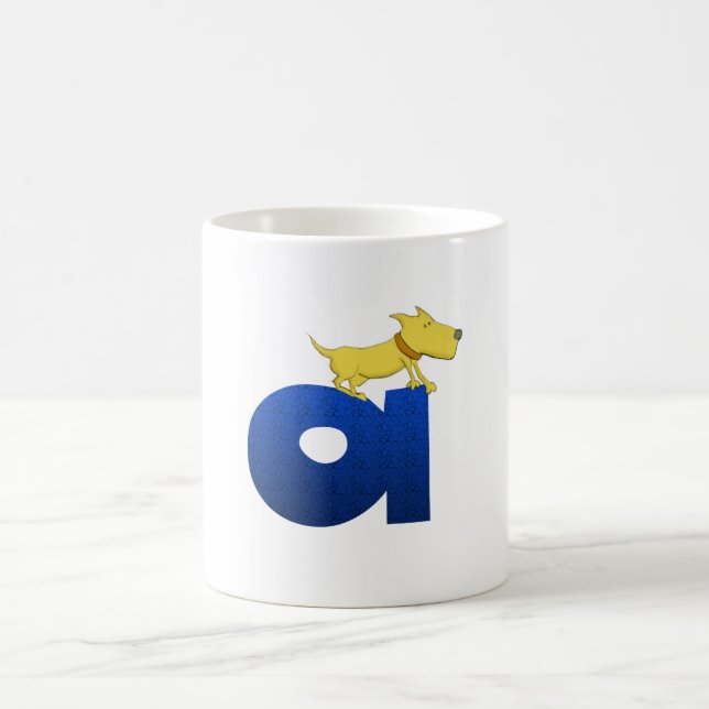 De Café Alfabeto do cão uma caneca (Centro)