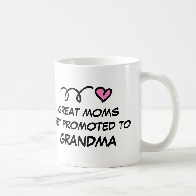 De Café As GRANDES MÃES OBTÊM PROMOVIDAS à caneca da AVÓ (Direita)