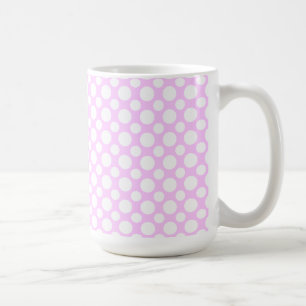 De Café Bolinhas brancas na caneca cor-de-rosa