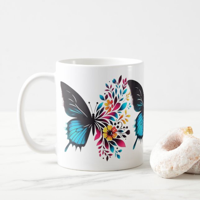 De Café Borboleta elegante e caneca floral (Com Donut)