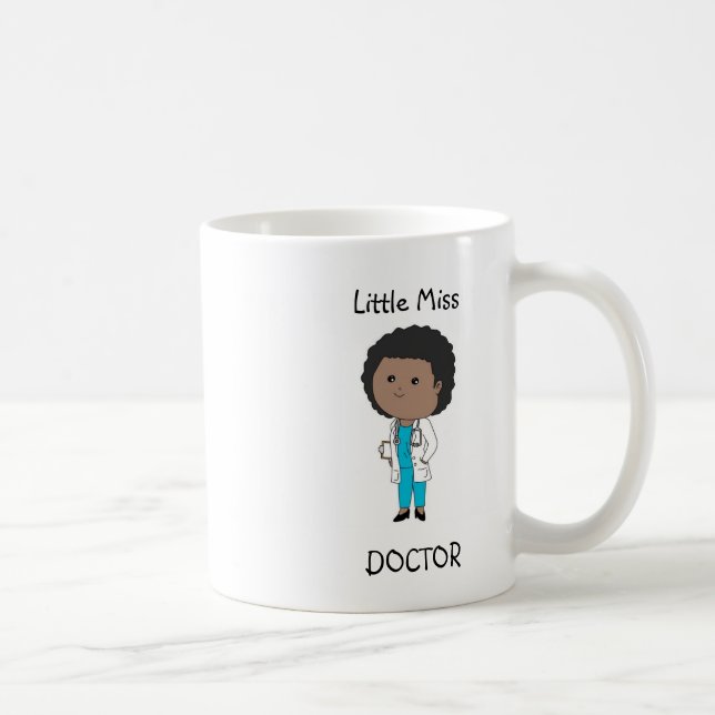 De Café Caneca bonito da senhora doutor afro-americano (Direita)