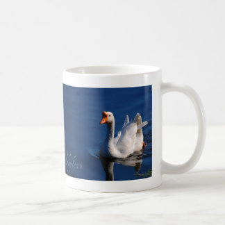 De Café Caneca branca graciosa do ganso