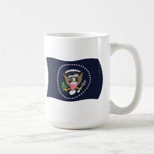De Café Caneca com a Bandeira do Selo Presidencial dos EUA