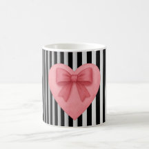Caneca com laço coração e listras
