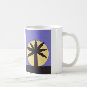 De Café Caneca com palmeira e Lua cheia