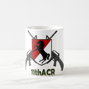 De Café caneca cruzada 11thacr dos rifles