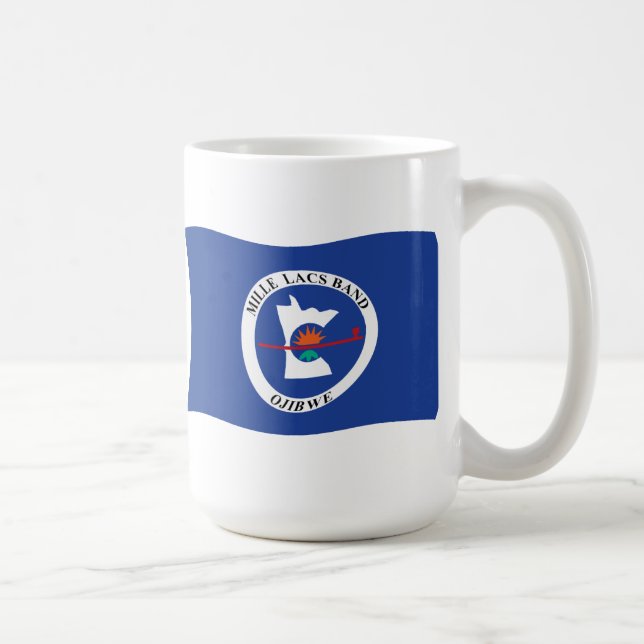 De Café Caneca da Bandeira da Reserva da Banda Mille Lacs (Direita)