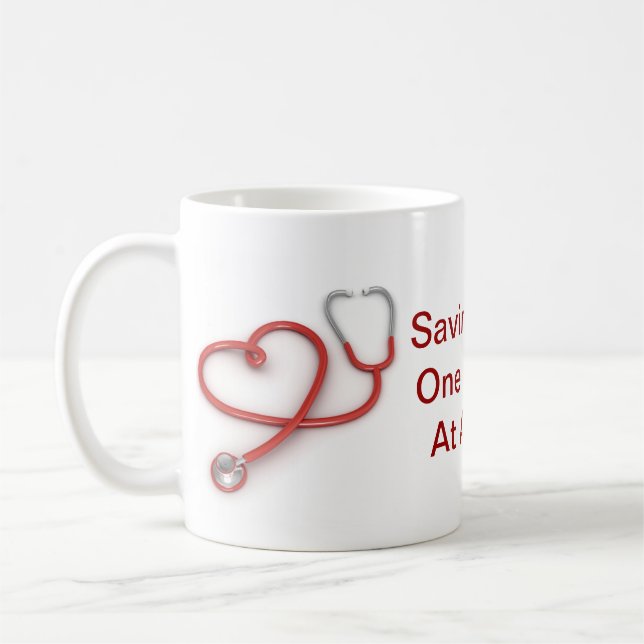 De Café Caneca da enfermeira dos salvares vidas (Esquerda)