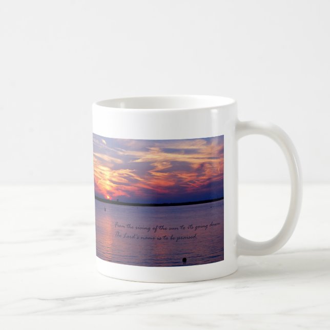 De Café Caneca da escritura do nascer do sol (Direita)