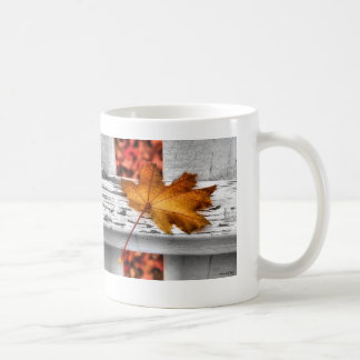 De Café Caneca da folha da queda