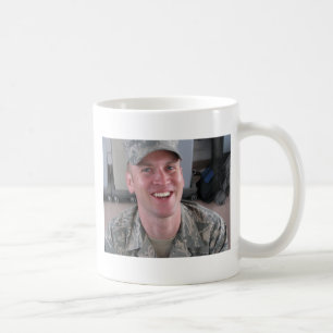 De Café Caneca decorada do herói da guerra