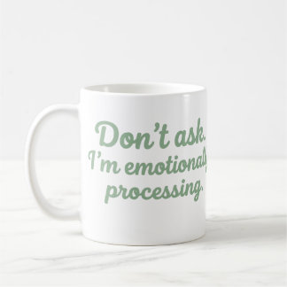 De Café Caneca Divertida para Leitores que Processam um Li