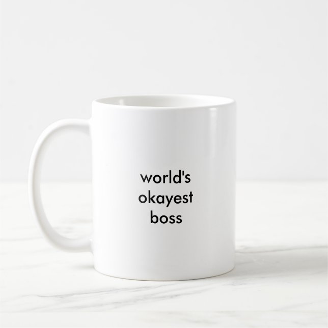 De Café Caneca do chefe do Okayest do mundo (letras (Esquerda)