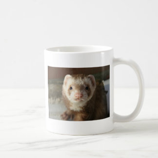 De Café Caneca do fim-acima da doninha