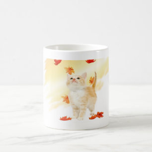 De Café Caneca do gatinho do outono