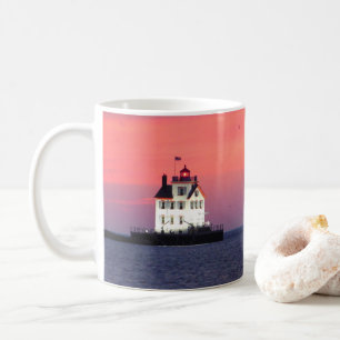 De Café Caneca do por do sol do farol