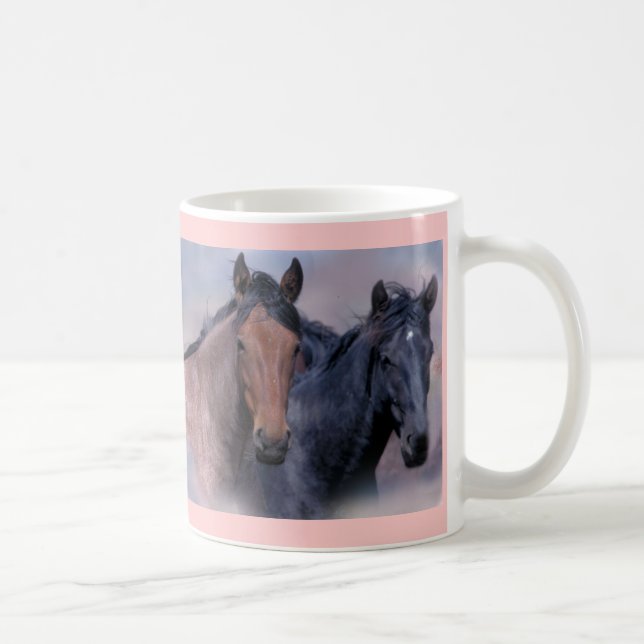 De Café Caneca dos cavalos selvagens (Direita)