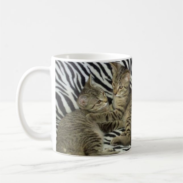 De Café Caneca dos gatinhos do salvamento (Esquerda)