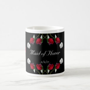 De Café Caneca dos rosas vermelhos e brancos