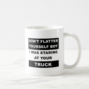De Café Caneca Engraçada Olhando para o Seu Caminhão