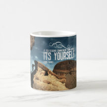 Caneca inspirada do compromisso do auto