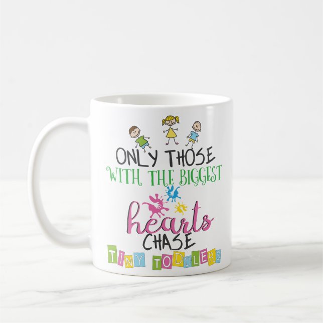De Café Caneca minúscula das crianças da perseguição dos (Esquerda)
