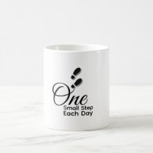 Caneca Motivacional Minimalista – Um Pequeno Passo
