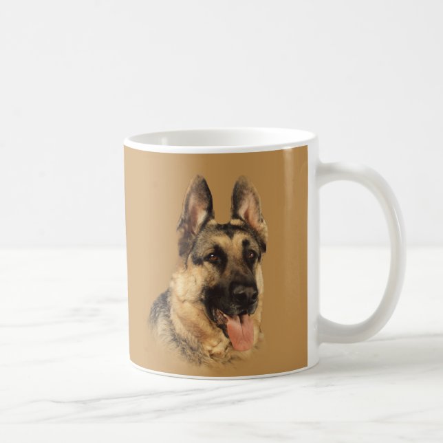 De Café Caneca muito considerável do german shepherd (Direita)