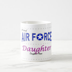 De Café Caneca orgulhosa da filha da força aérea