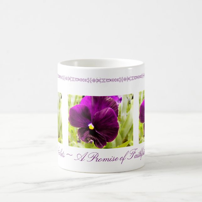 De Café Caneca violeta da flor (Centro)