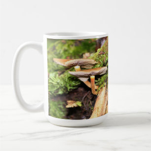 De Café Cogumelos do quintal - 15 oz. Caneca