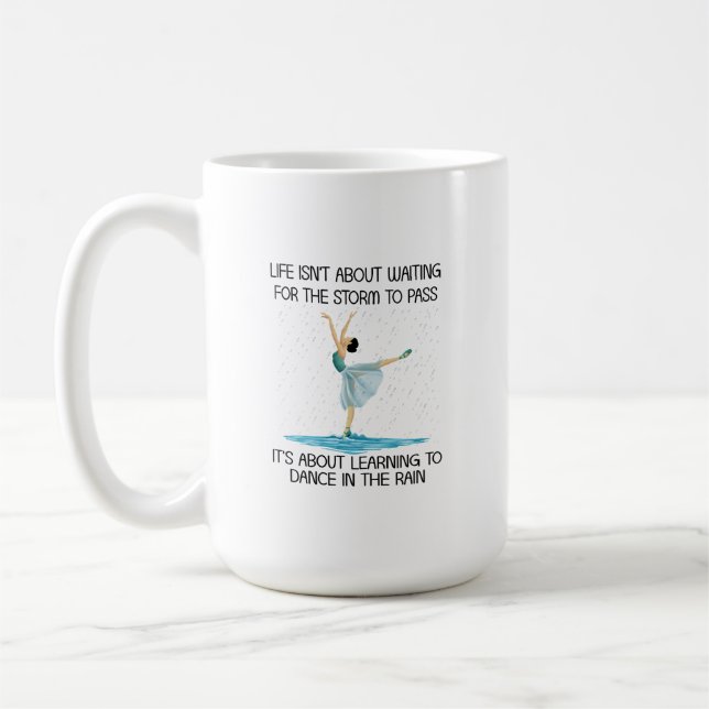 De Café Dança Na Caneca Da Chuva (Esquerda)