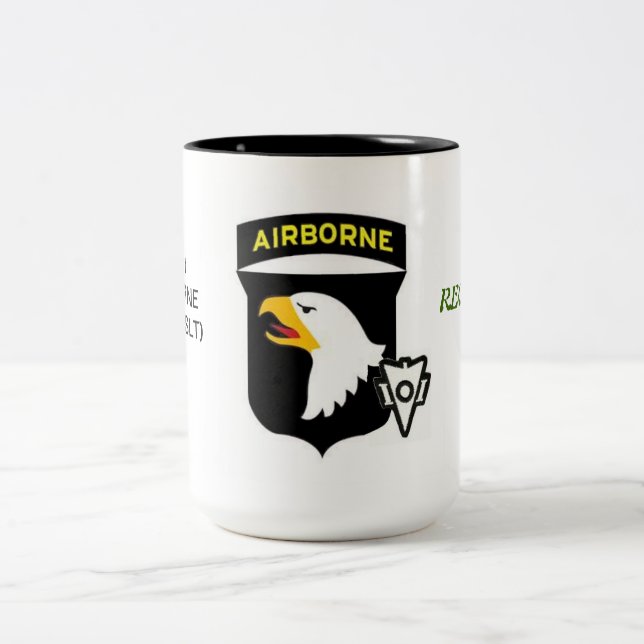 De Café Em Dois Tons 101st Caneca transportada por via aérea do Div (Centro)
