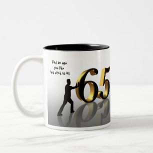De Café Em Dois Tons 65.º aniversário caneca 3D homem empurrando 65