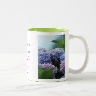 De Café Em Dois Tons A caneca do Hydrangea BQT personaliza