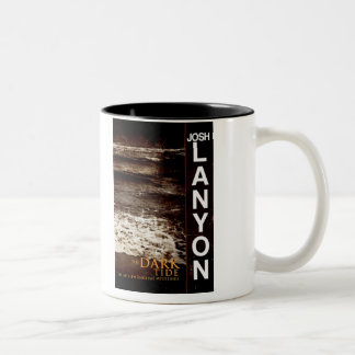 De Café Em Dois Tons A caneca escura da maré
