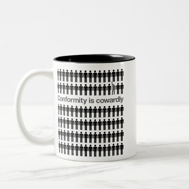 De Café Em Dois Tons A conformidade é caneca Cowardly (Esquerda)
