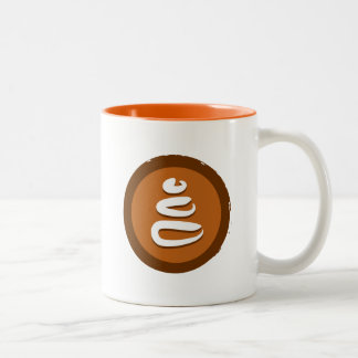 De Café Em Dois Tons A ioga "zen apedreja" a caneca