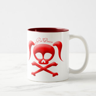 De Café Em Dois Tons A menina pirateia a caneca