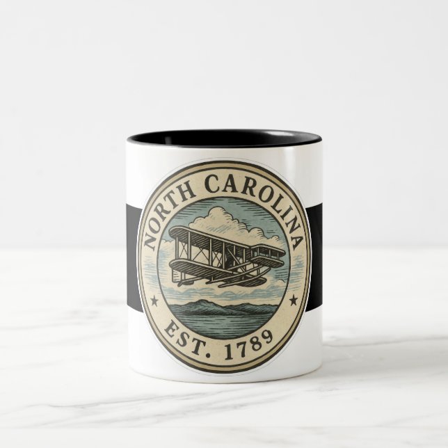 De Café Em Dois Tons Caneca com Decalcomania da Carolina do Norte (Centro)