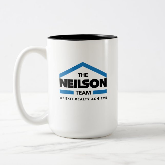 De Café Em Dois Tons Caneca da Equipe Neilson – Branca (Esquerda)