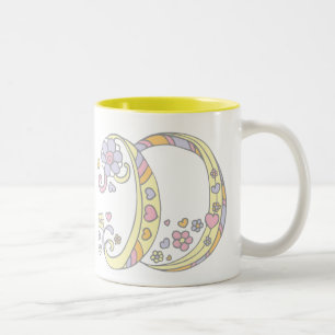 De Café Em Dois Tons Caneca decorativa dos corações e das flores do