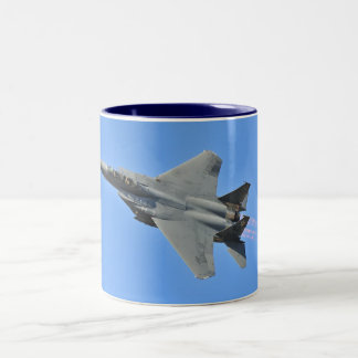 De Café Em Dois Tons Caneca do lutador F-15
