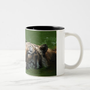 De Café Em Dois Tons Caneca do tigre da natação