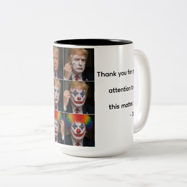 De Café Em Dois Tons Caneca do Trump Palhaço Engraçado (Frente Esquerda)
