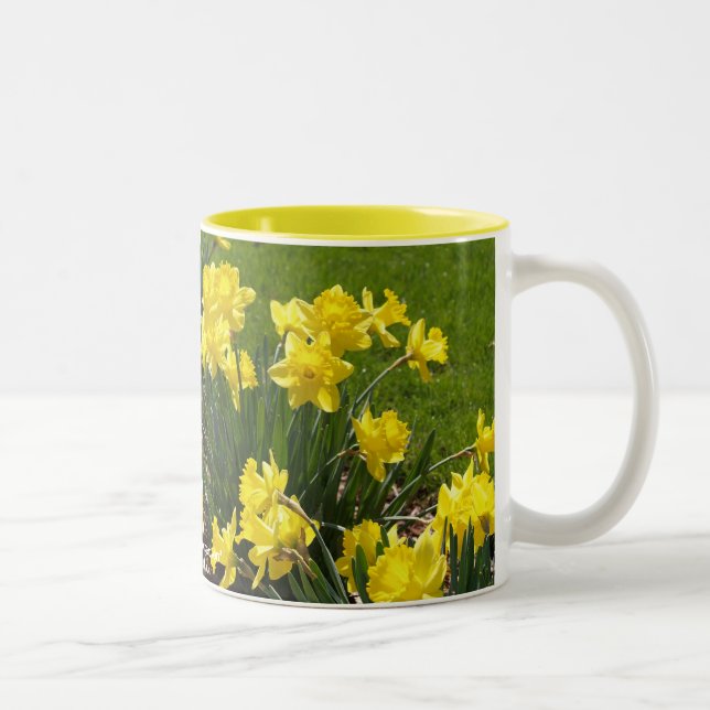 De Café Em Dois Tons Caneca dos Daffodils do primavera (Direita)